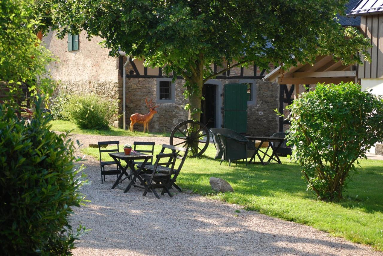 Bed and Breakfast Hof Liebeneck Osterspai Exterior foto